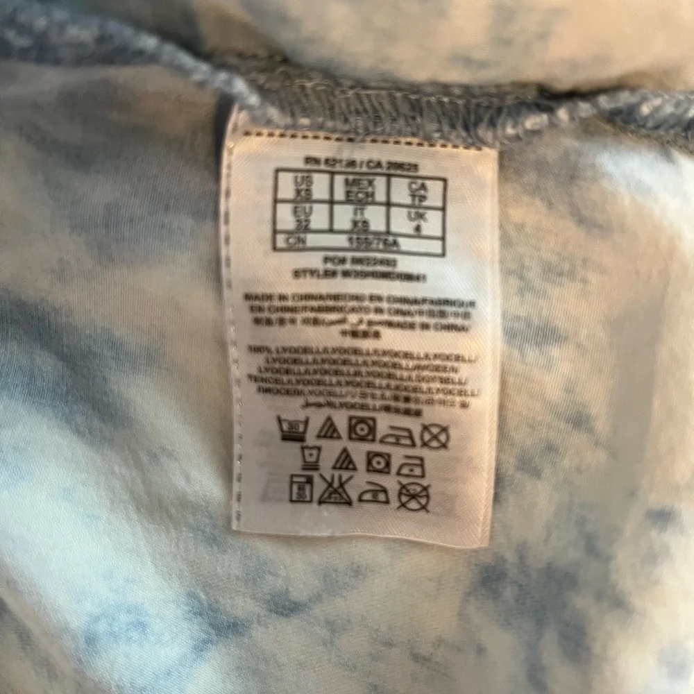 GUESS Acid Wash Denim Shirt Marbled Blue White 90s Grunge - Picture 3 of 9